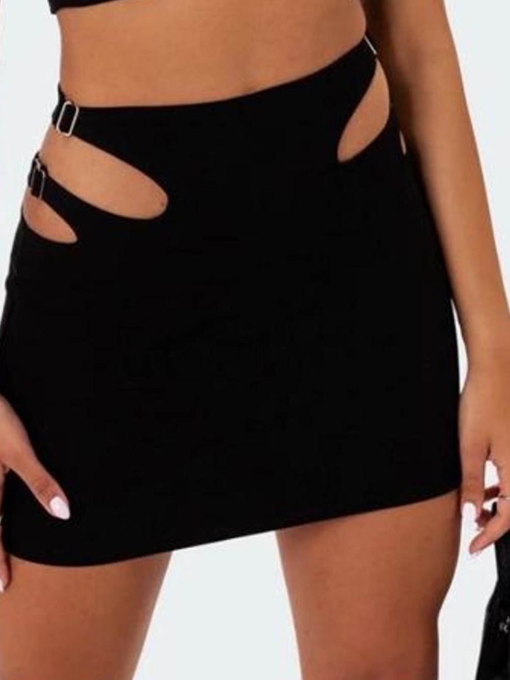 NWOT Edikted “Carrie” Cut-Out Mini Skirt